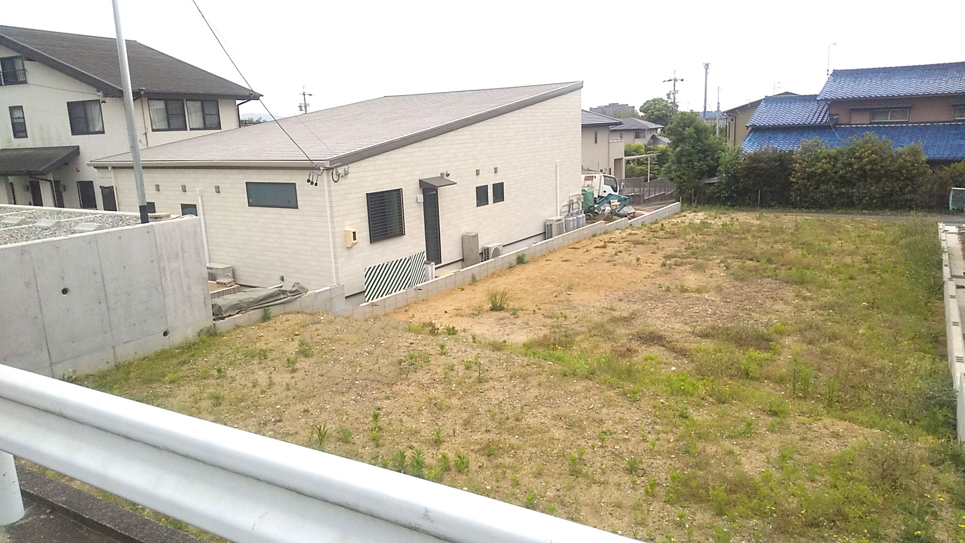 【豊川市　新築工事】高低差のある土地 アイキャッチ画像