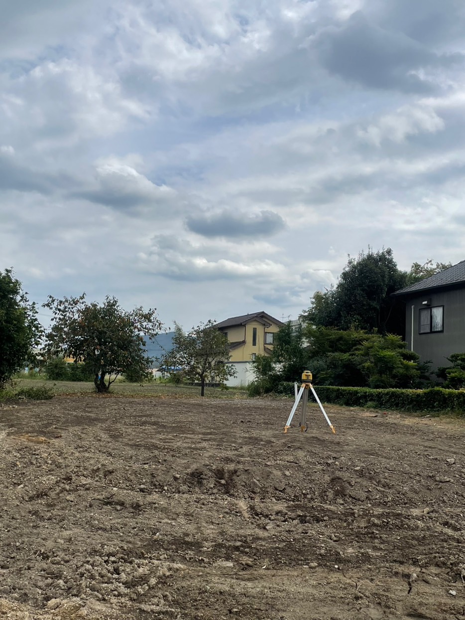 【新城市　新築工事】M様邸　土地の高低差測定しました アイキャッチ画像