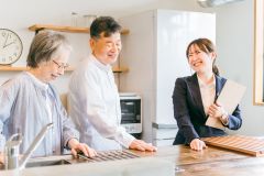 老後を考えた住まいづくり｜将来も安心して暮らせる家づくりのポイント5選 アイキャッチ画像